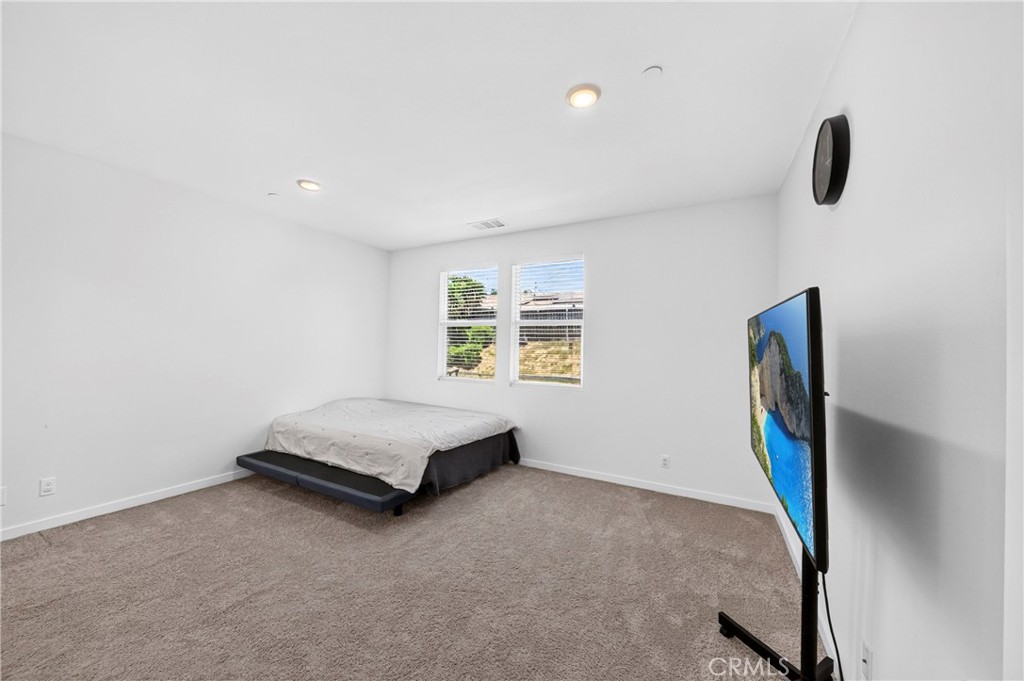 306 Vista Drive 103