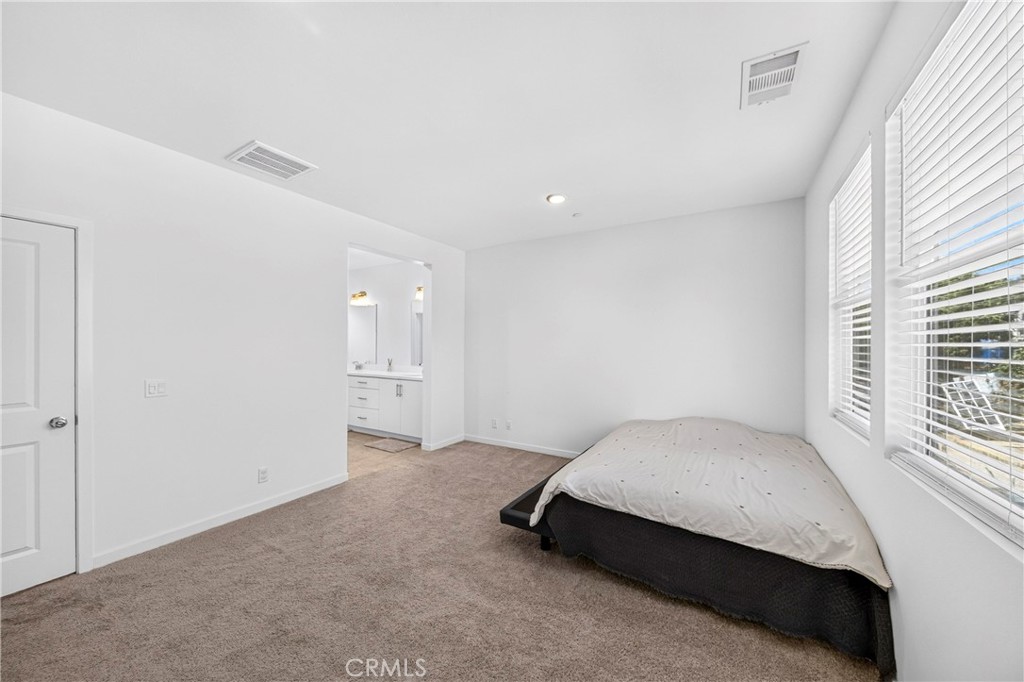 306 Vista Drive 103