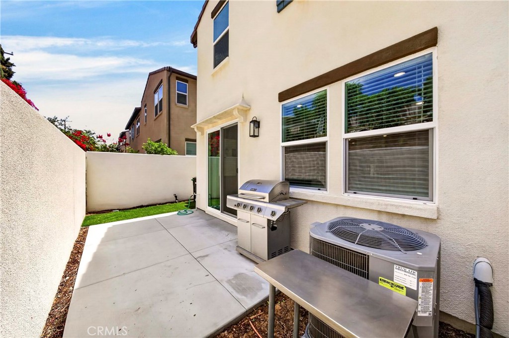 306 Vista Drive 103