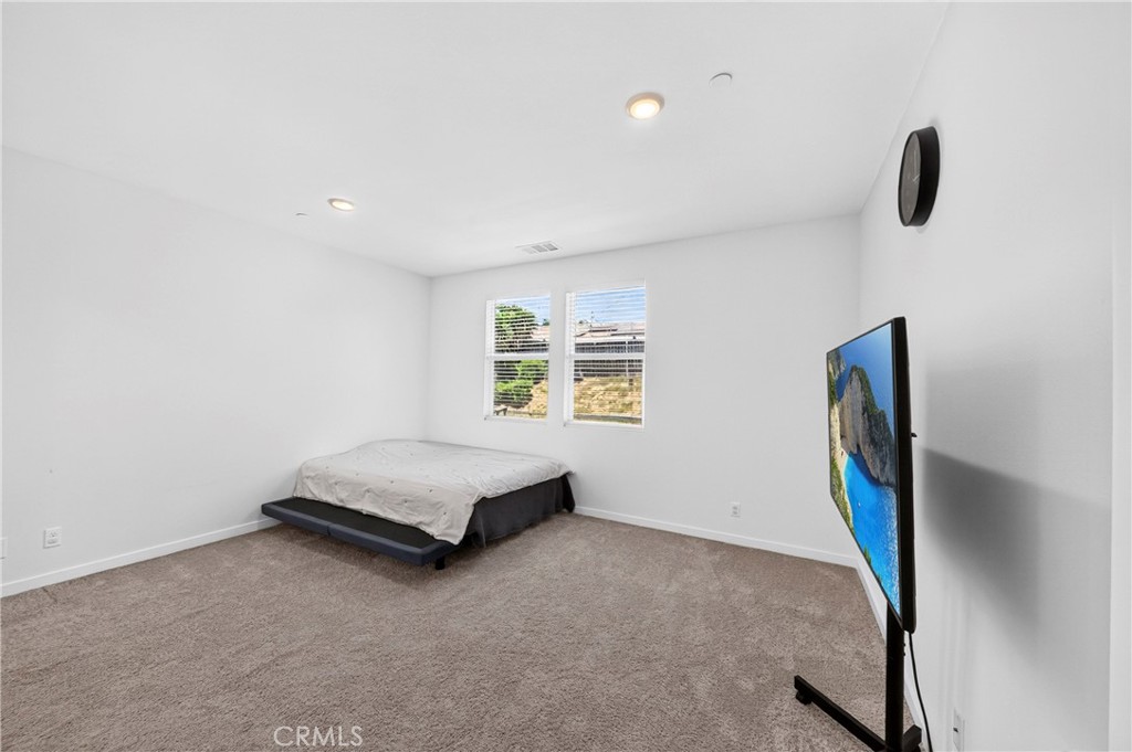 306 Vista Drive 103