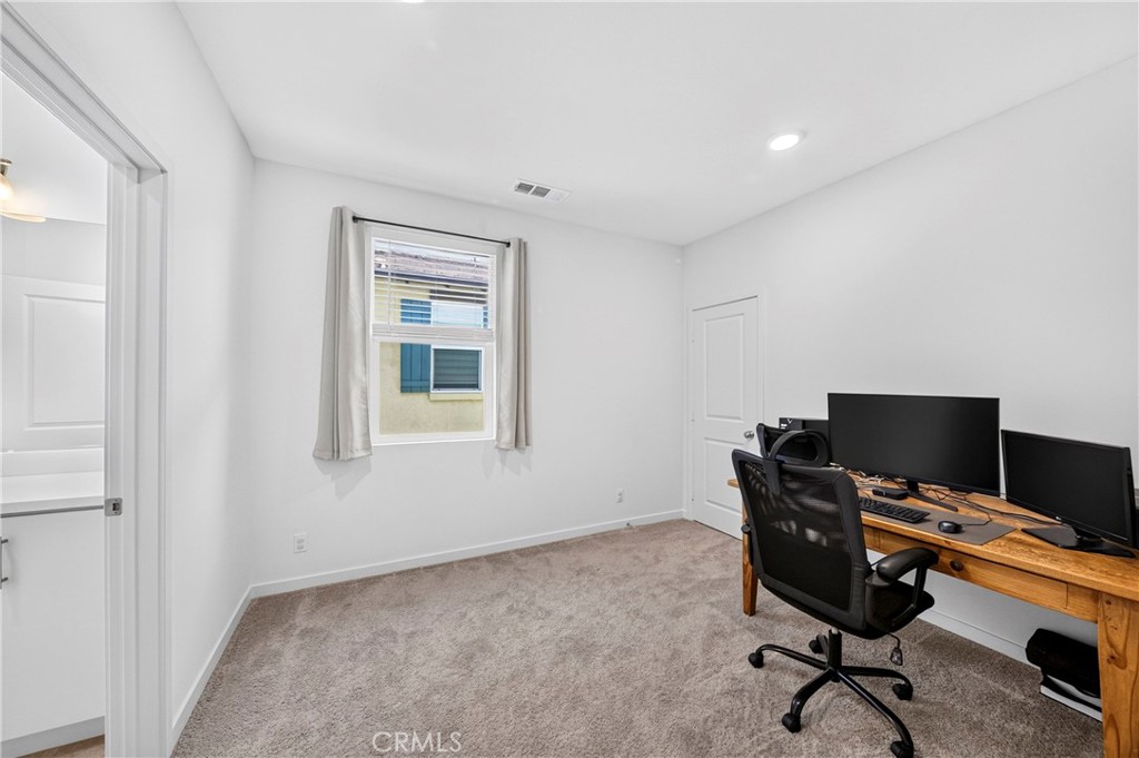 306 Vista Drive 103