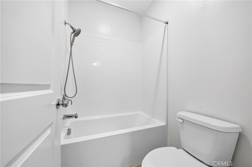 306 Vista Drive 103