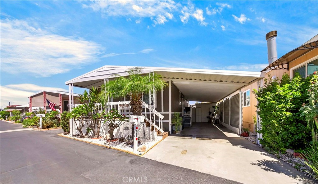 12550 E Carson Street 43