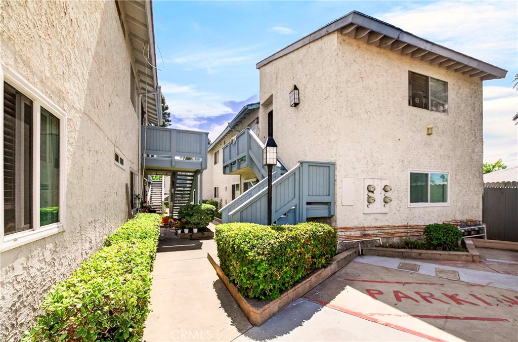 8451 Cedarview Court