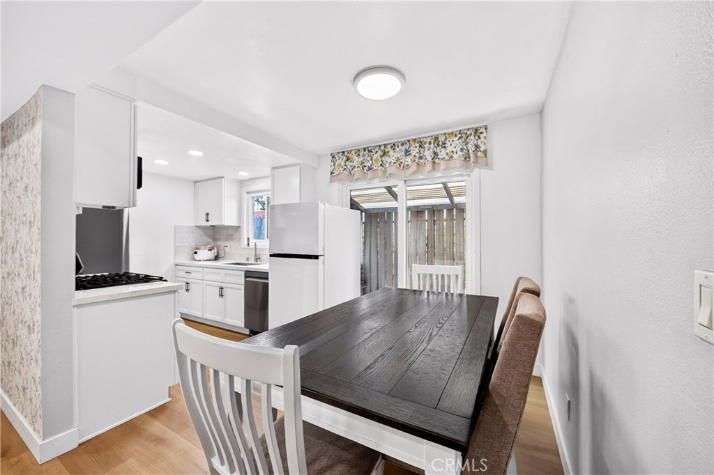 8451 Cedarview Court
