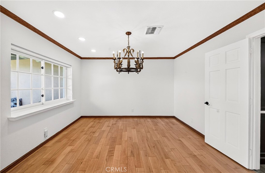 623 Santa Barbara Avenue