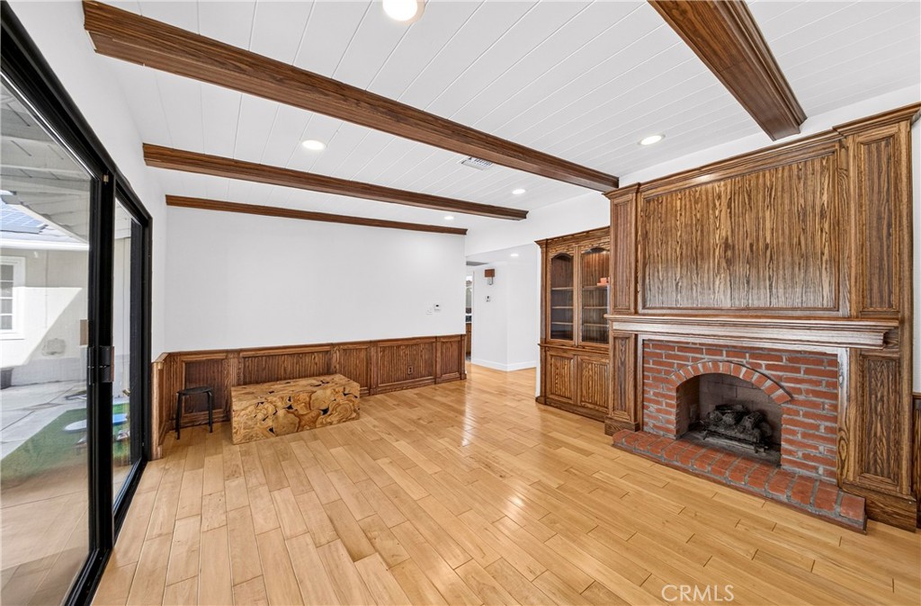 623 Santa Barbara Avenue
