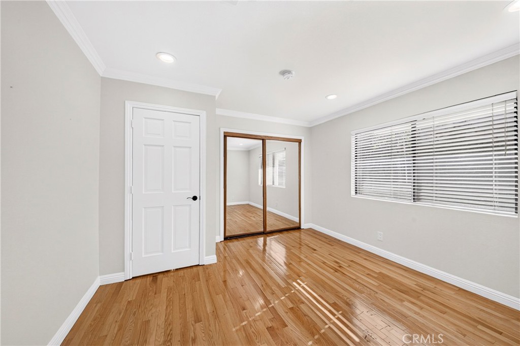 623 Santa Barbara Avenue