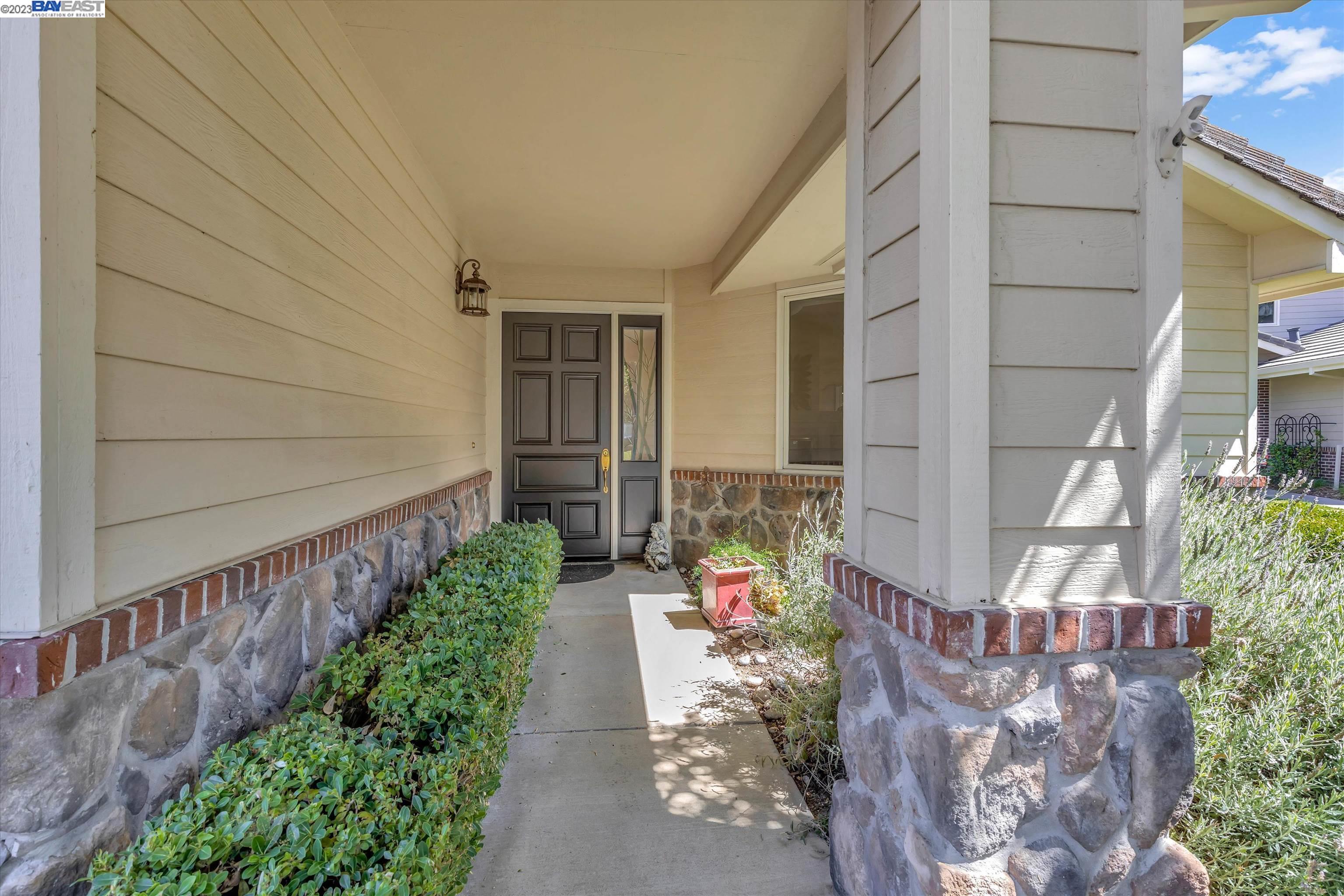 7844 La Quinta Ct