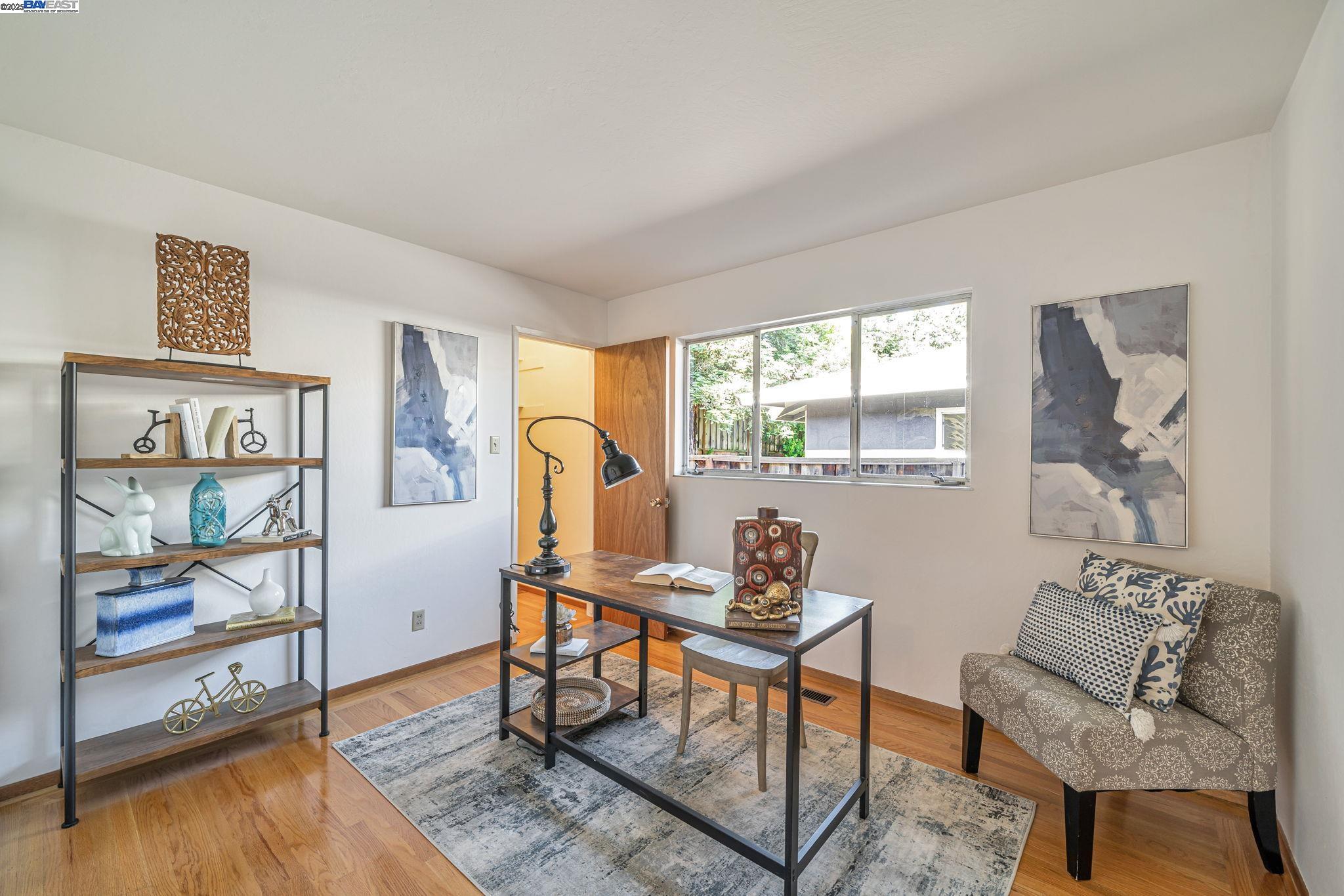 801 E Angela St
