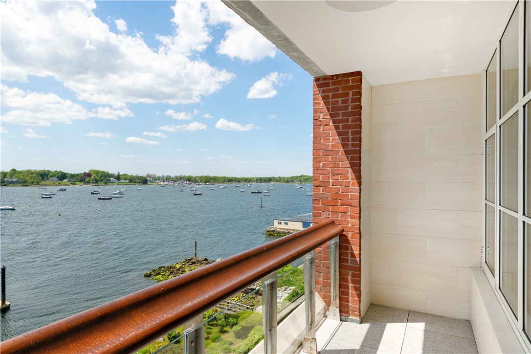 345 Thames Street 409 N