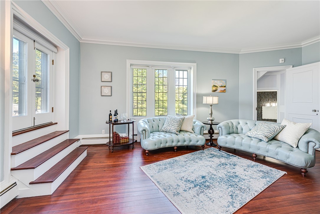 111 Harrison Avenue M10