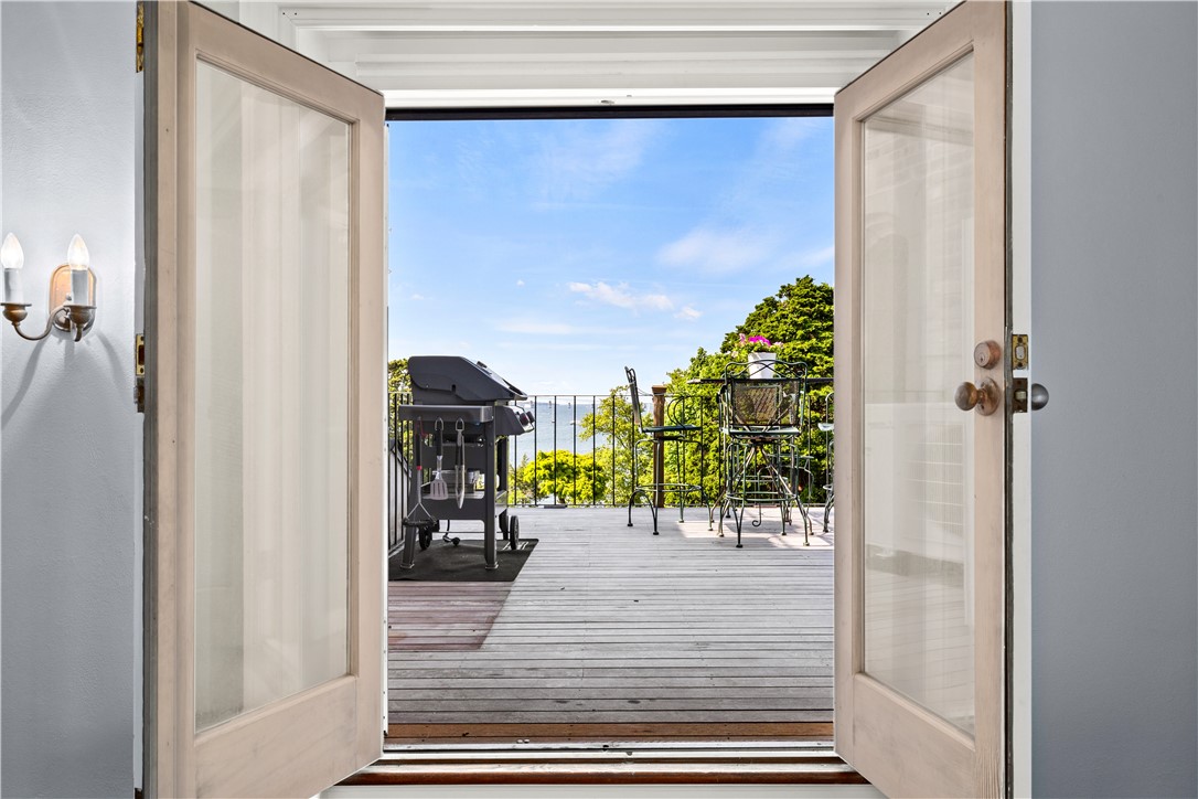 111 Harrison Avenue M10