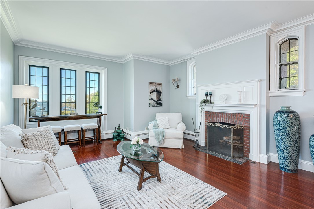 111 Harrison Avenue M10
