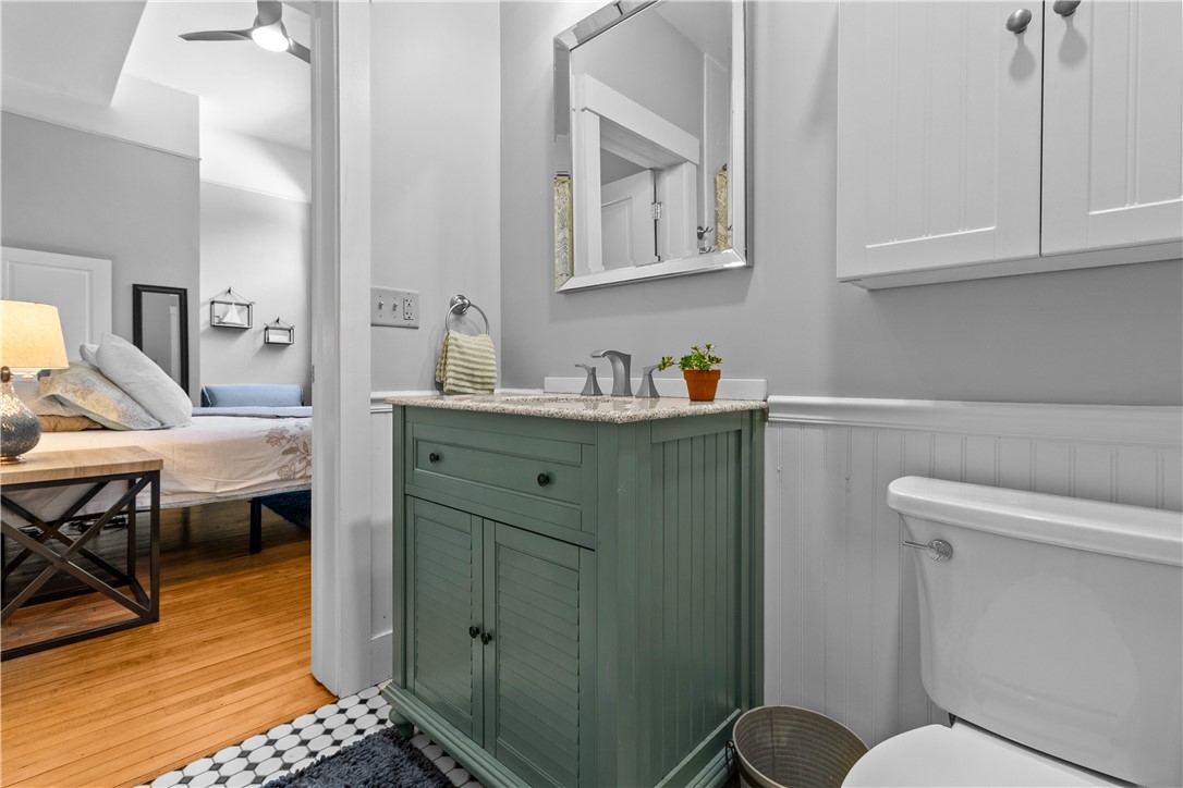 426 Spring Street 104