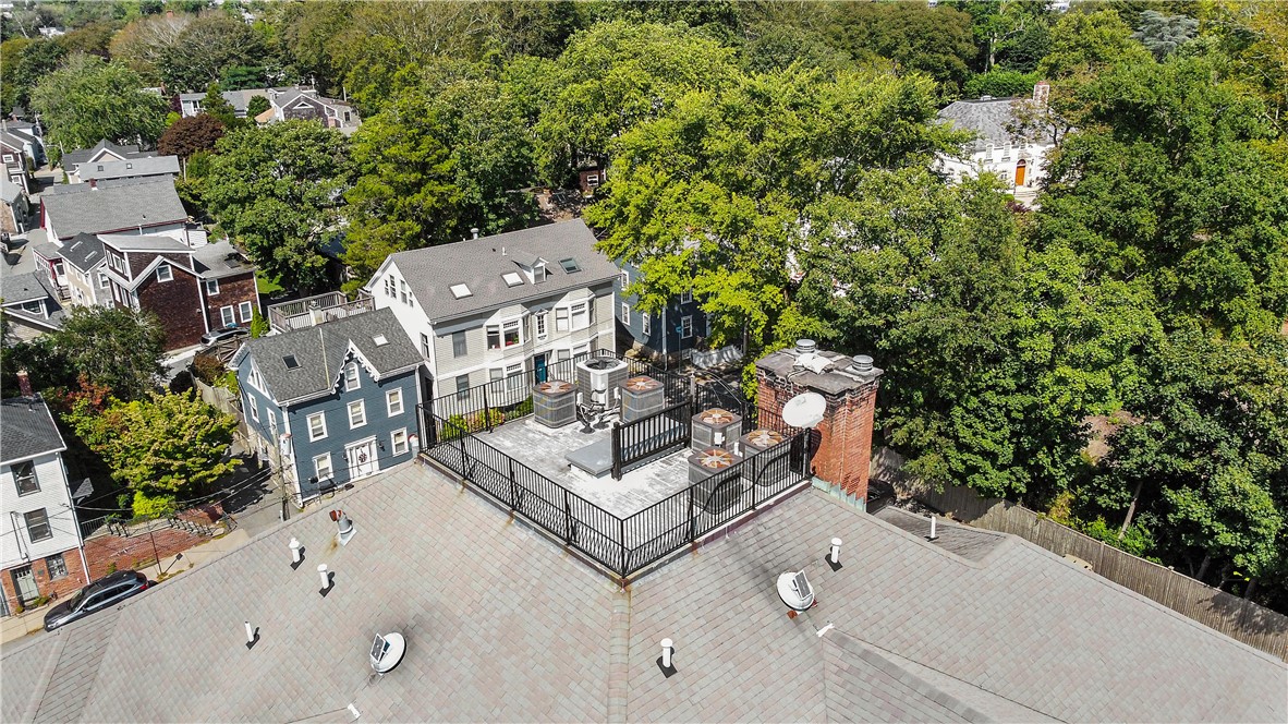 426 Spring Street 104