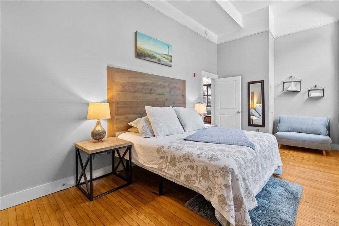 426 Spring Street 104