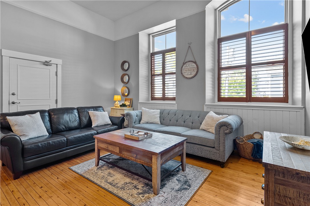 426 Spring Street 104