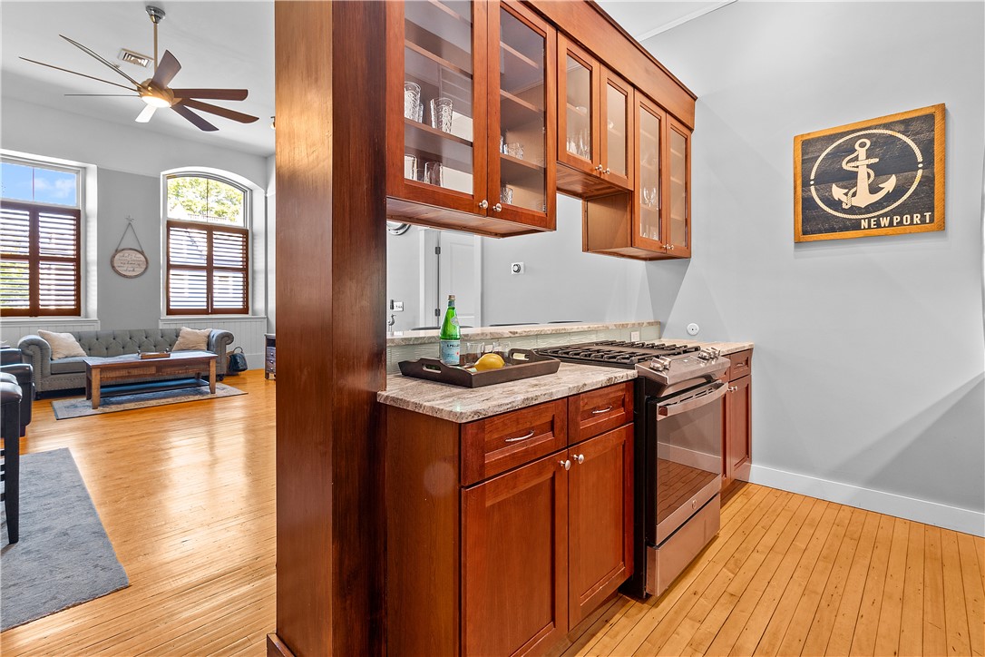 426 Spring Street 104