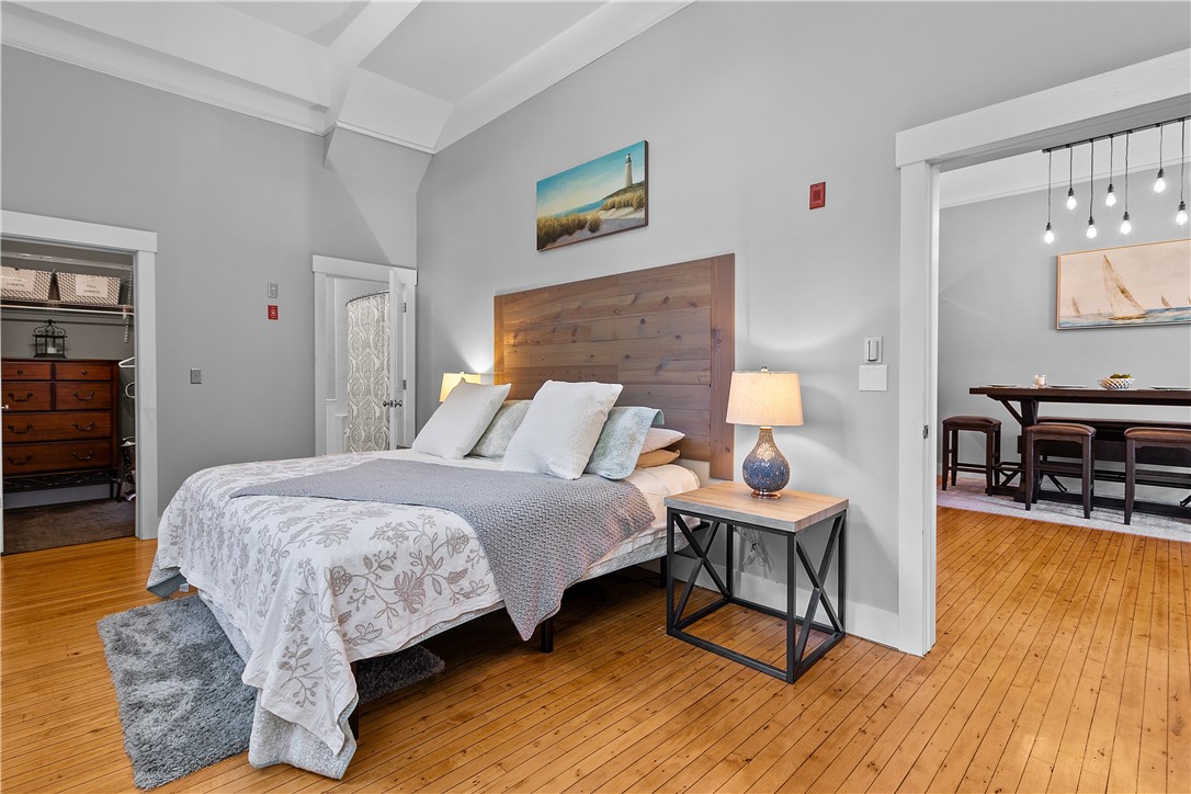 426 Spring Street 104