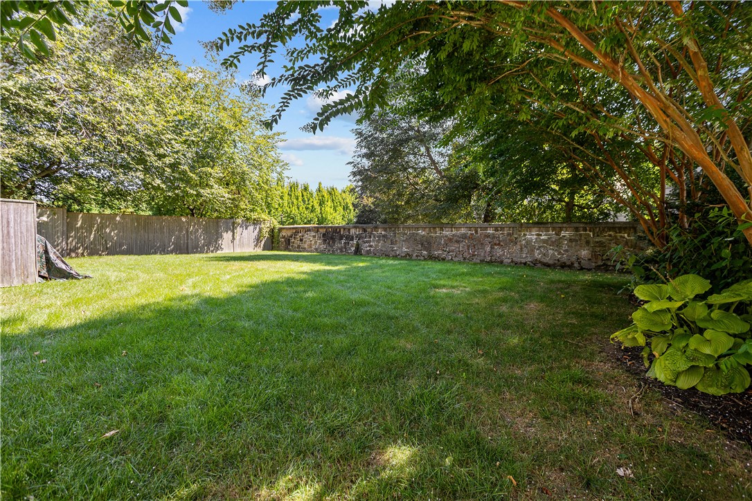 426 Spring Street 104