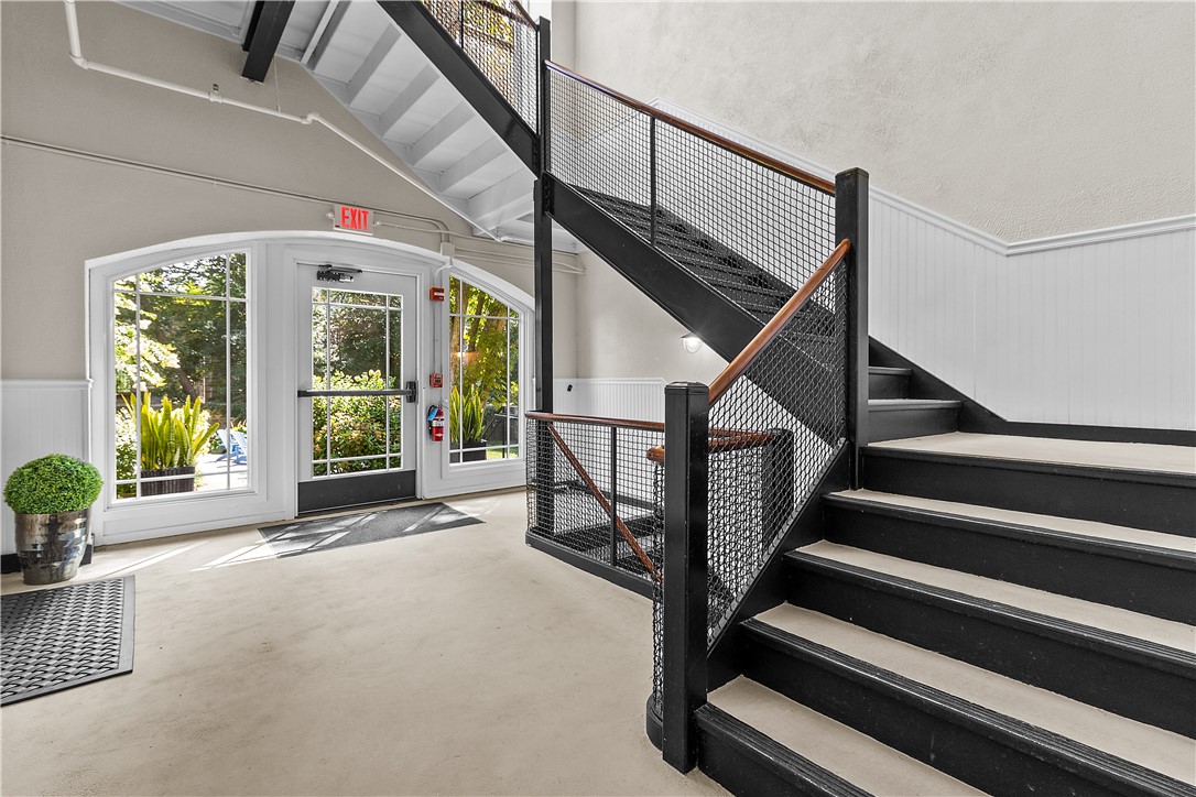 426 Spring Street 104