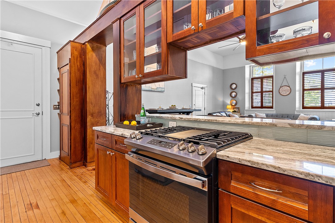 426 Spring Street 104