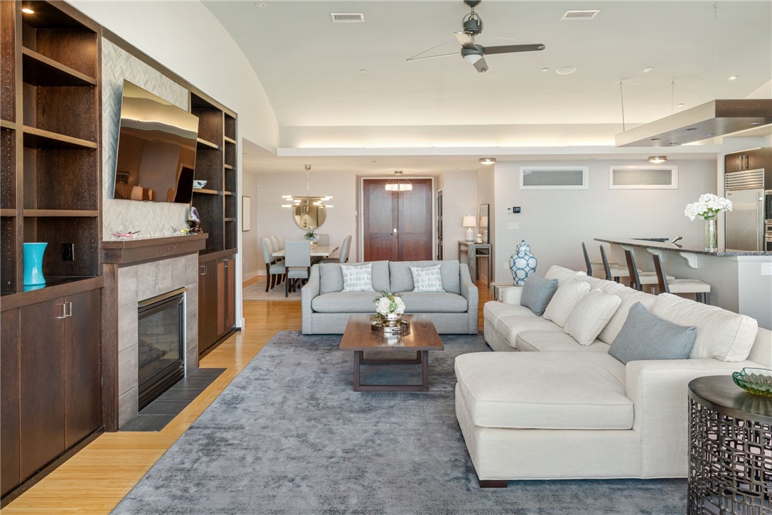 345 Thames Street N-503