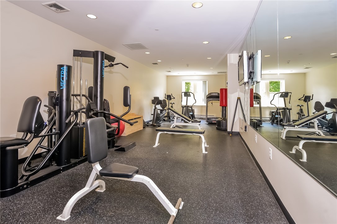 345 Thames Street N-503