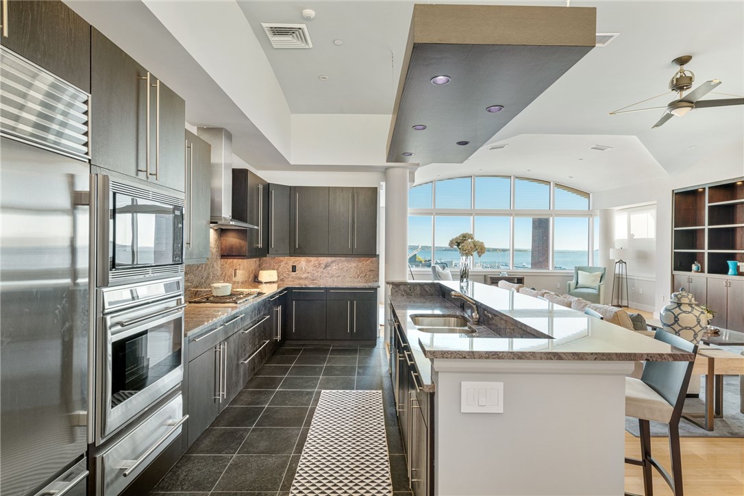 345 Thames Street N-503