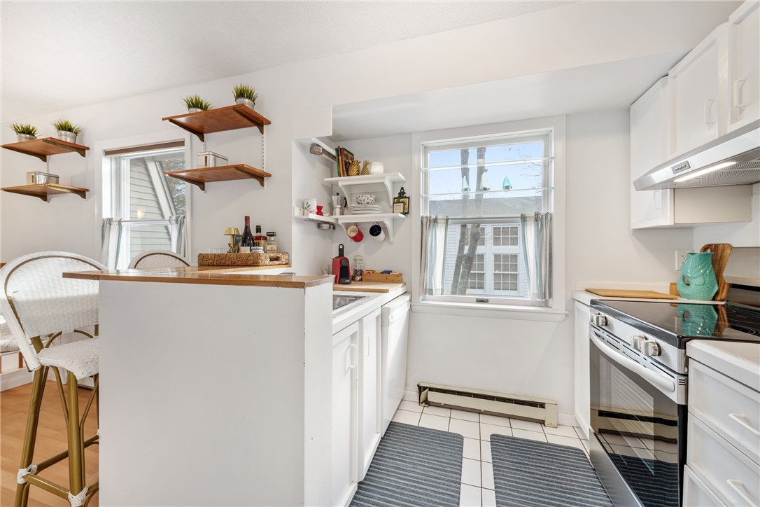 364 Bellevue Avenue A6