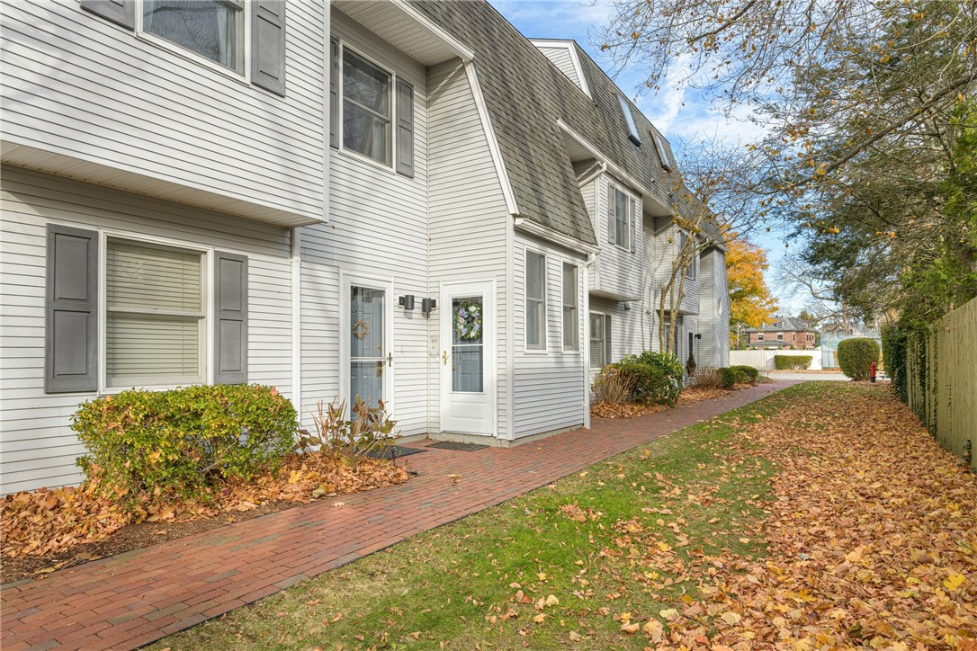 364 Bellevue Avenue A6
