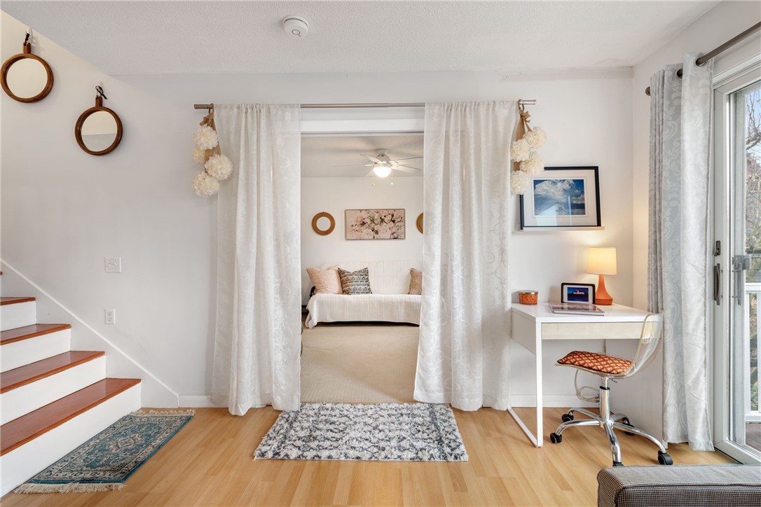 364 Bellevue Avenue A6