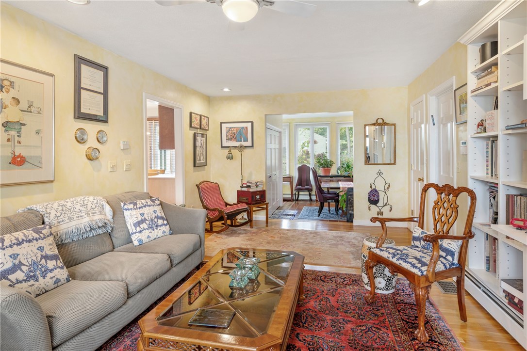 15 Hanley Farm Road
