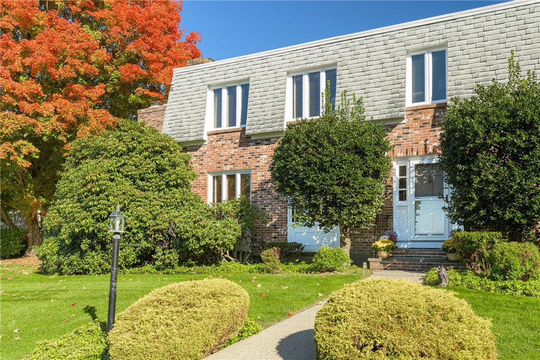 15 Hanley Farm Road