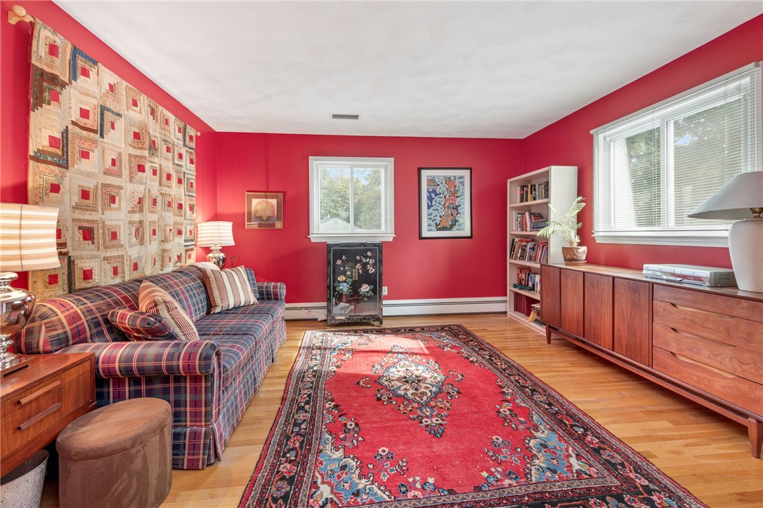 15 Hanley Farm Road