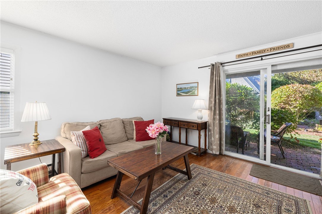 364 Bellevue Avenue A1