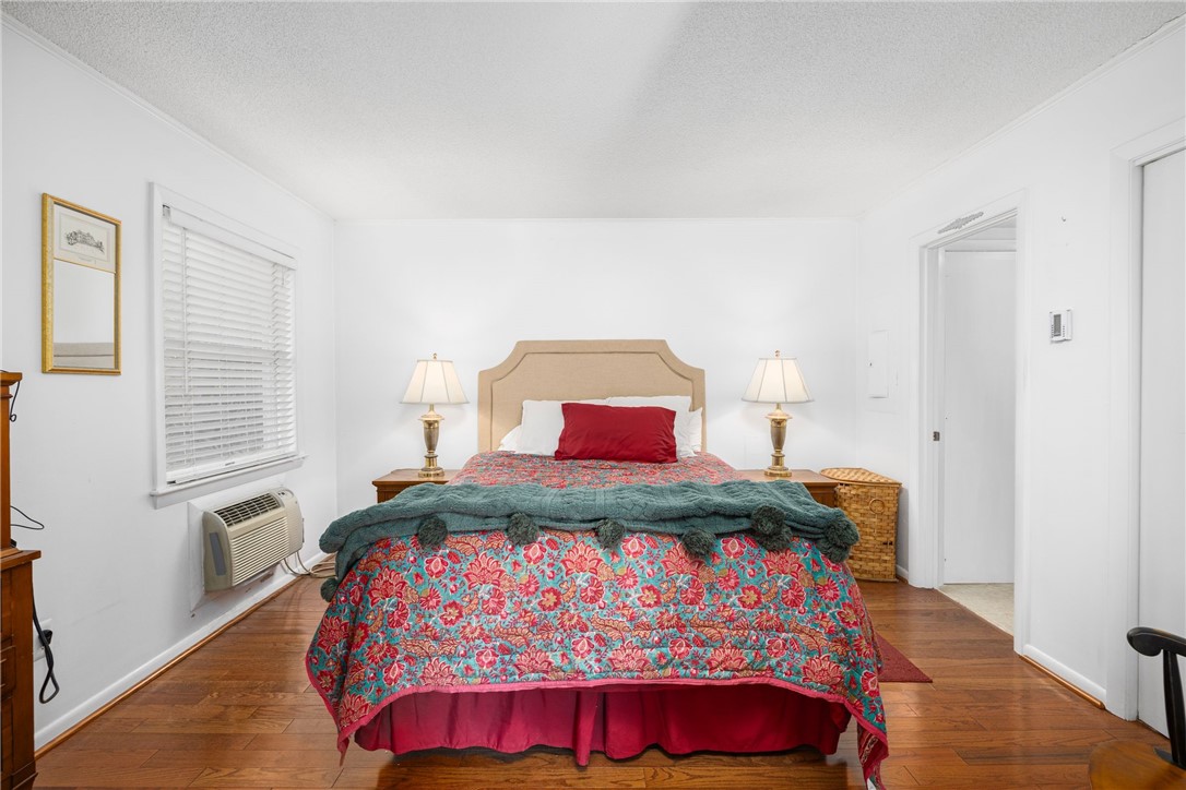 364 Bellevue Avenue A1