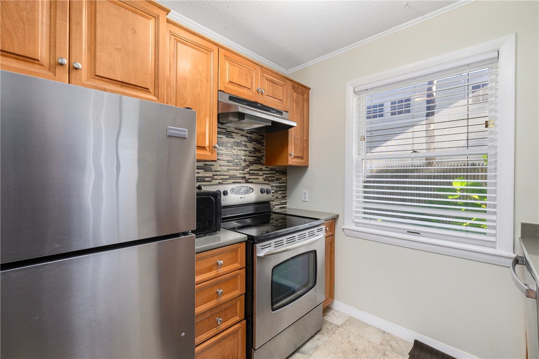 364 Bellevue Avenue A1