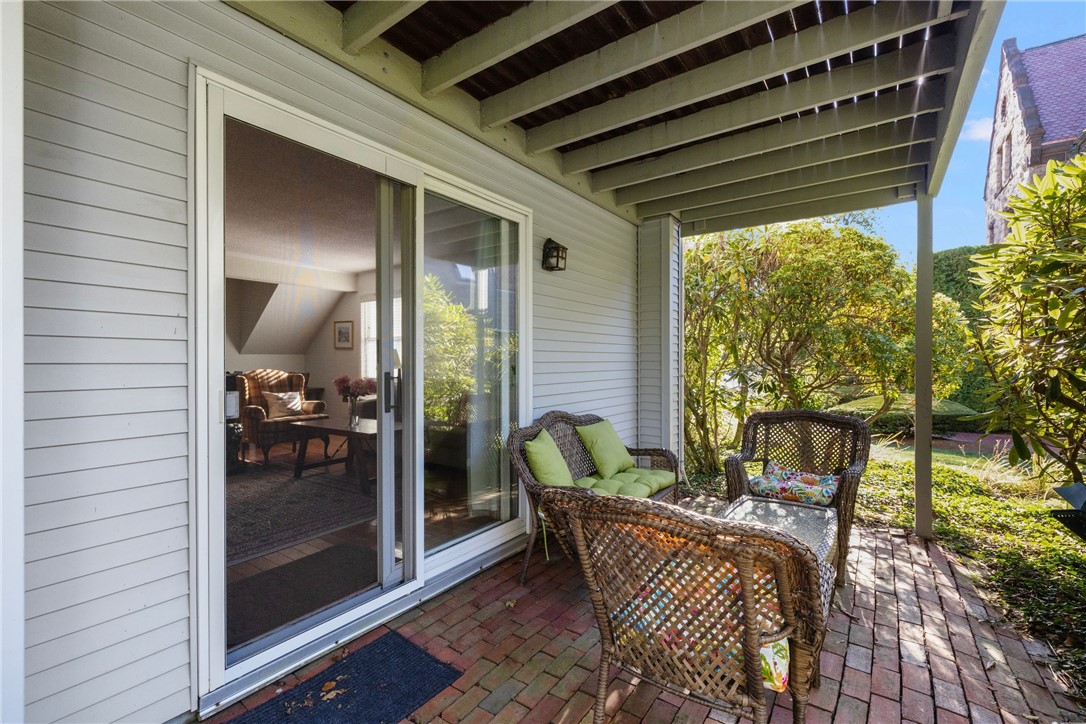 364 Bellevue Avenue A1