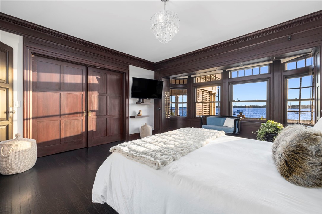 221 Hope Street 2