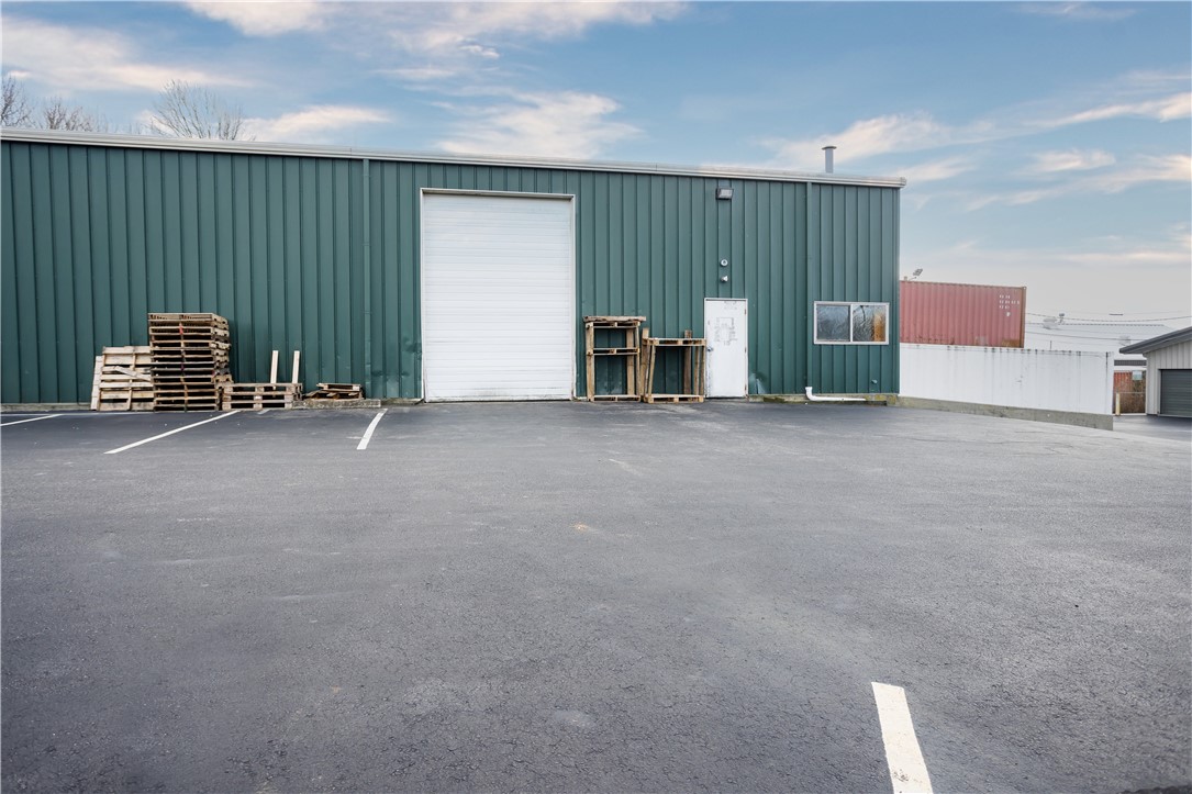 1079 Aquidneck Avenue 2A