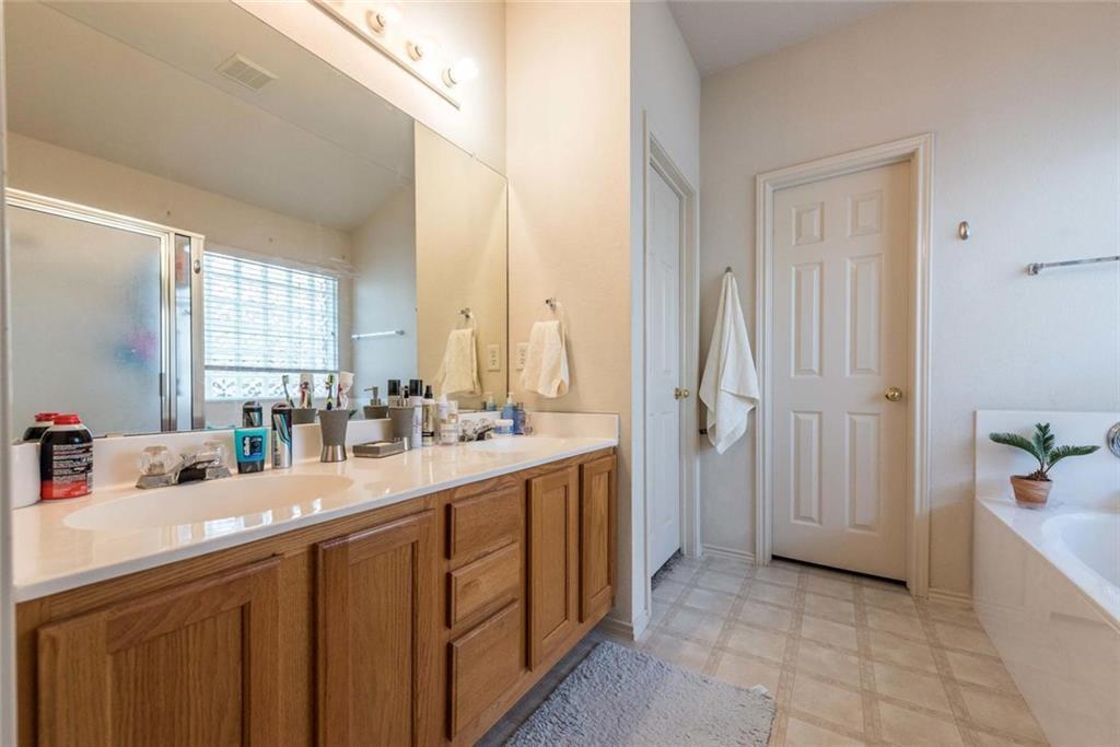 3761 Rod Carew DR