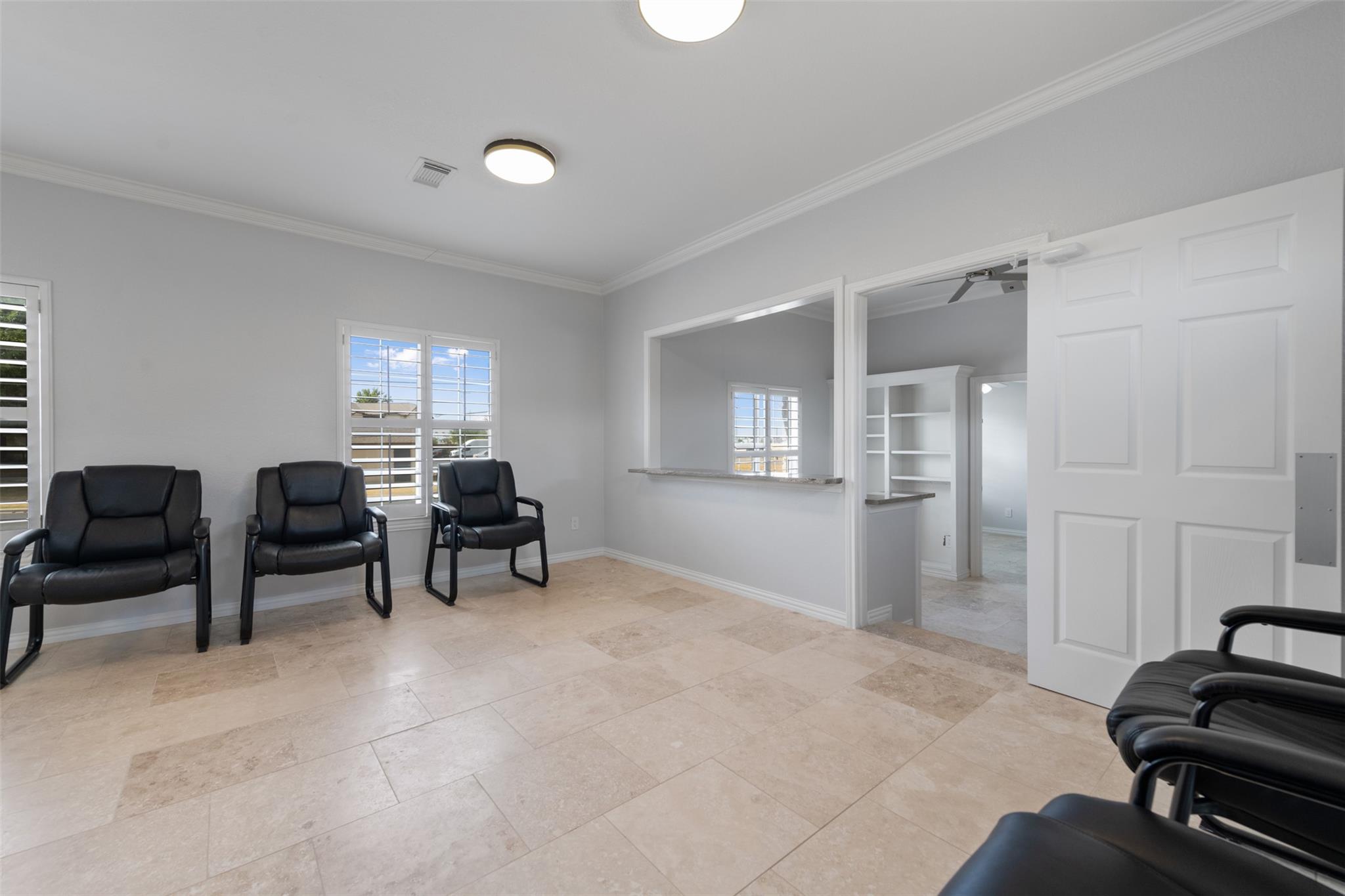 103 Thousand Oaks BLVD