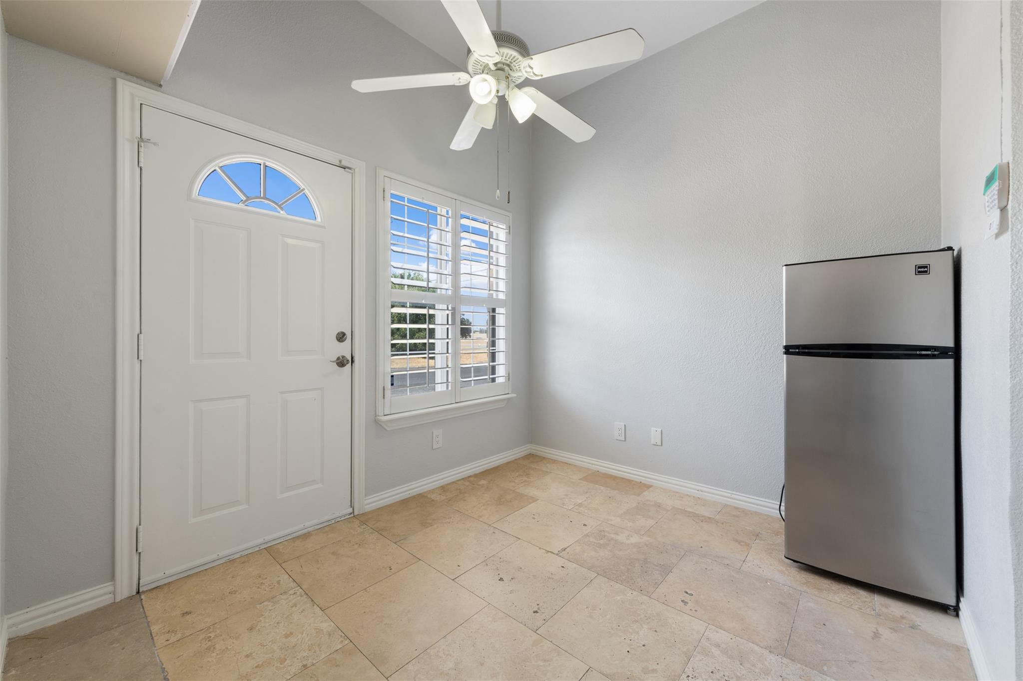 103 Thousand Oaks BLVD