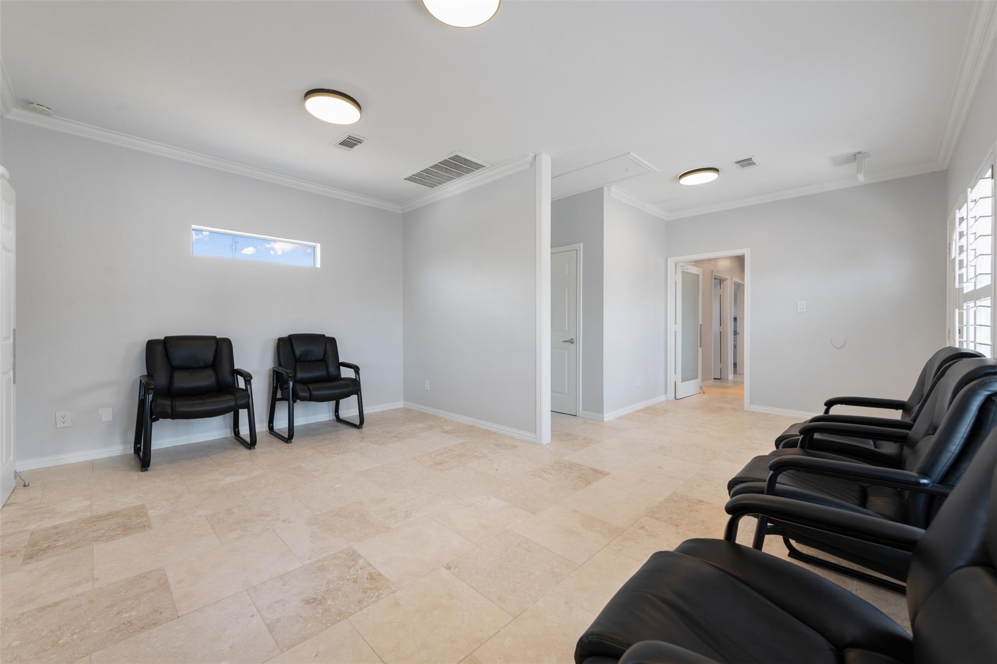 103 Thousand Oaks BLVD