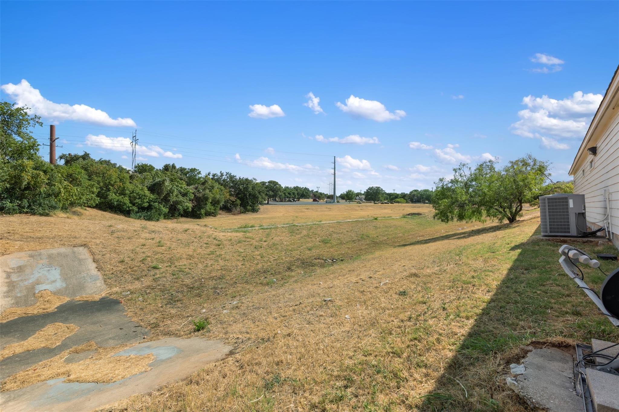 103 Thousand Oaks BLVD