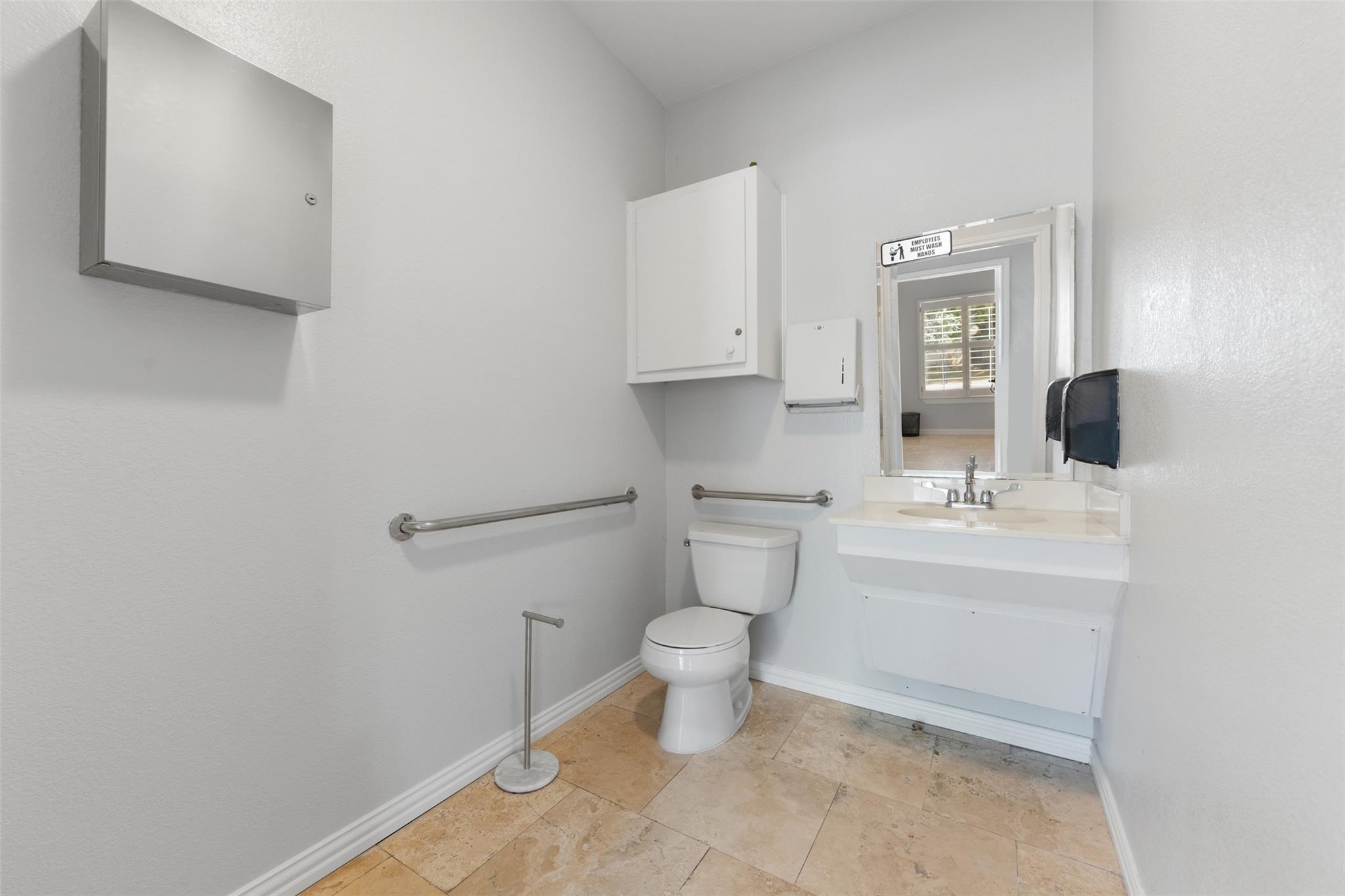 103 Thousand Oaks BLVD