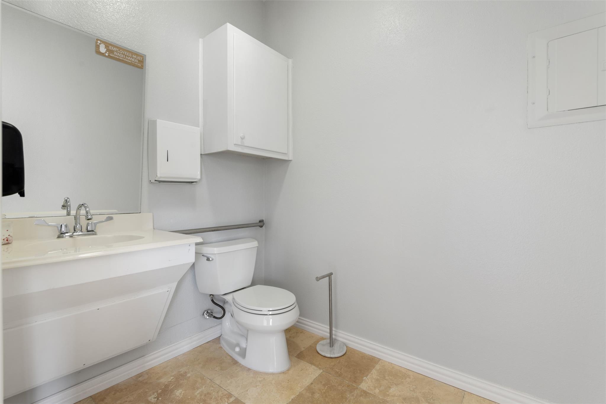 103 Thousand Oaks BLVD