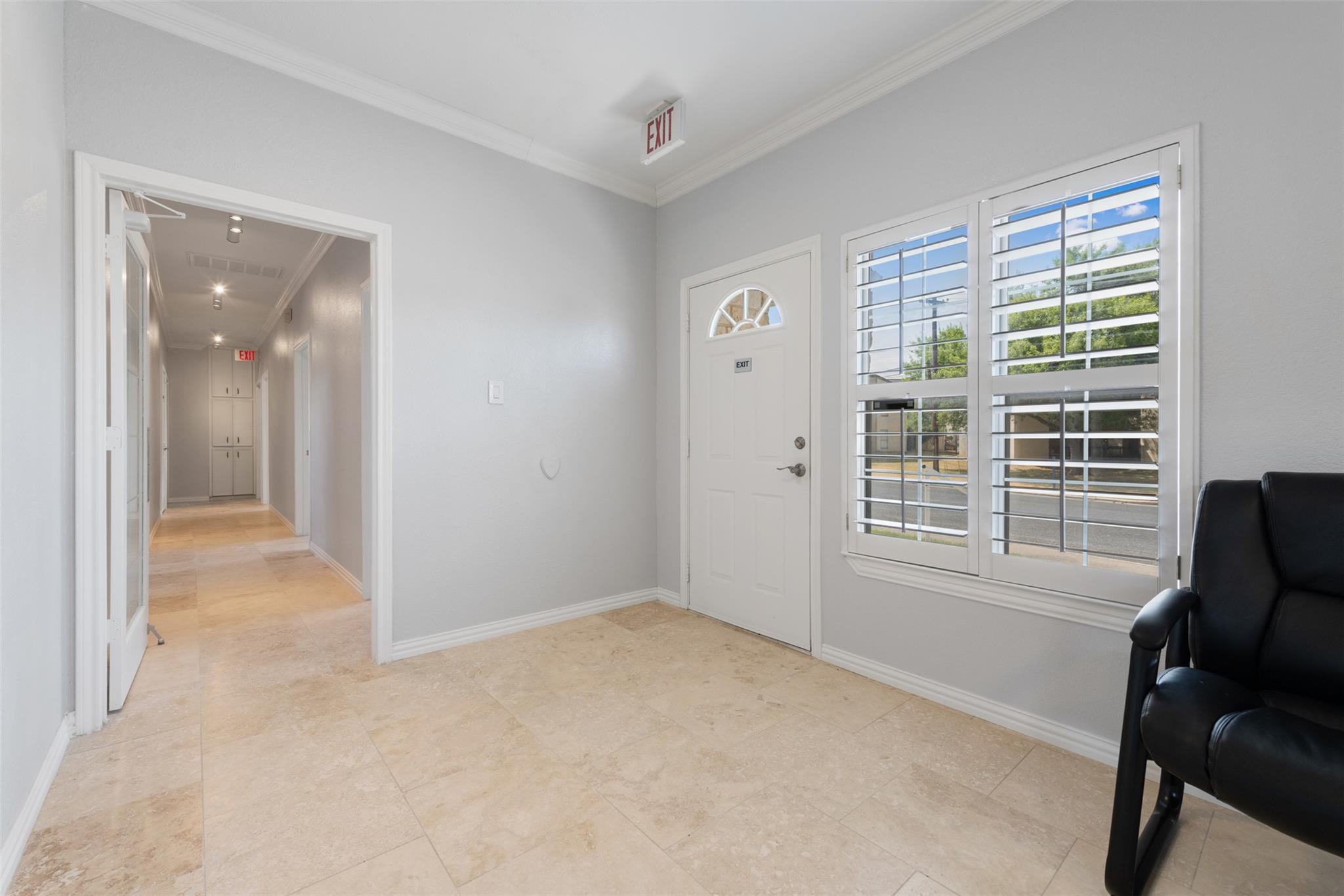 103 Thousand Oaks BLVD